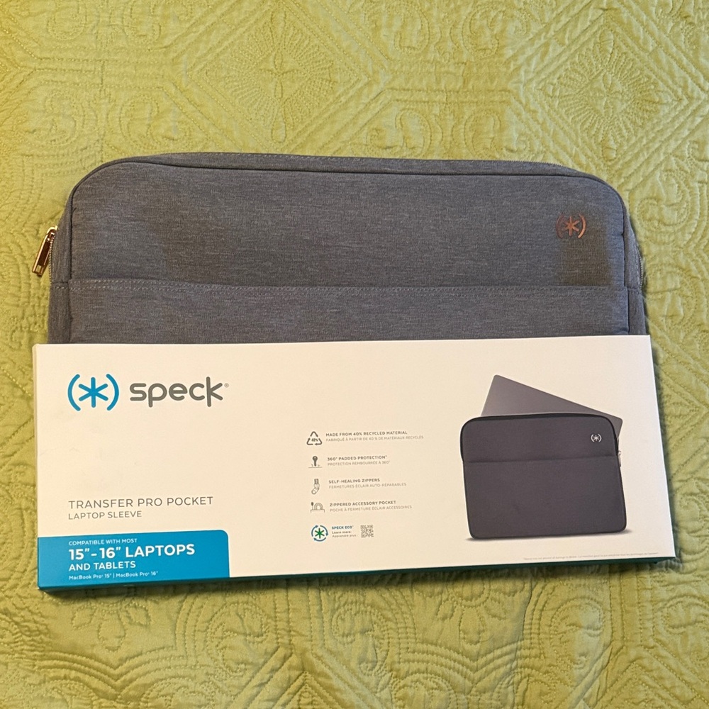Brand New Speck Transfer Pro Pocket Laptop Sleeve // 15"-16" Laptops and Tablets